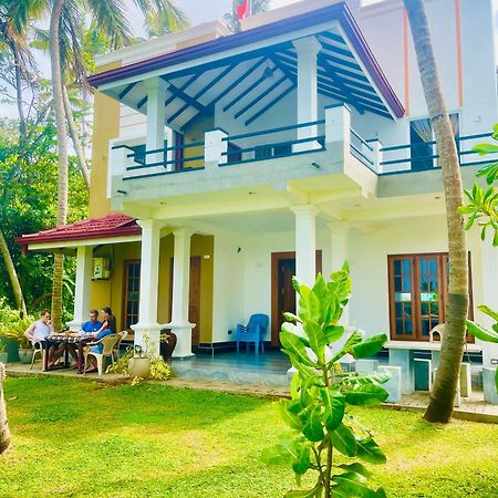 Maha Oya Lodge Wayikkal Extérieur photo